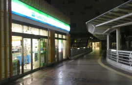 コンビニ ルポ㊤