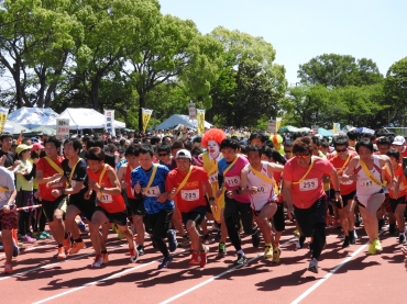豊川 陸上 競技 場