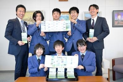 豊橋 桜丘高生物部 向山大池の生物調査まとめる 東愛知新聞