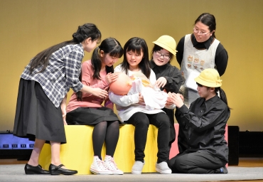 豊川高校演劇部 7年ぶり自主公演会 東愛知新聞