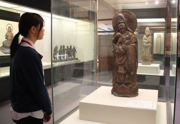 新城で木喰上人らが遺した仏像展 東愛知新聞