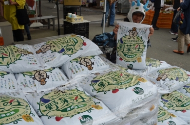 豊橋の ガーデンガーデン がウズラの糞活用した良質肥料発売 東愛知新聞