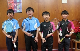 全国小学生ソフトテニス大会出場の児童4人が田原市役所で決意