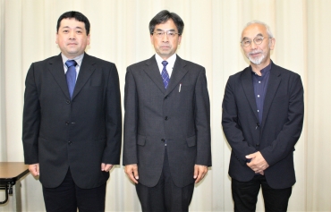 講師を務めた佐々木さん、大谷さん、原田さん(左から)=新城市商工会館で