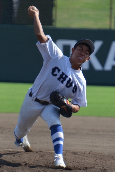 【豊橋中央―千種】好投した髙橋=岡崎レッドダイヤモンドスタジアムで
