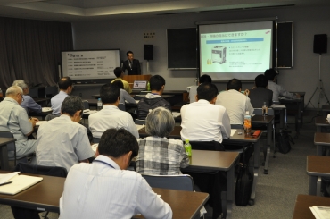 BCP導入の事例発表などがあった防災フェア=ライフポートとよはしで