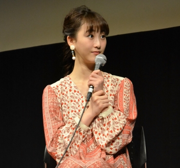 アンバサダーとして連日登壇した松井さん=プラットで