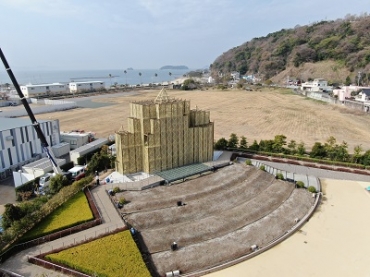 三河湾と三河大島が見える「ワクワク城」