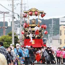 「田原祭り」開幕で伝統の山車引き回し