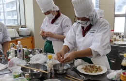 豊橋調理製菓学校で地産地消テーマに調理コン