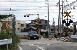 豊川の西小坂井駅周辺「まず歩道橋を」