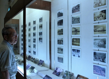 大正から昭和まで新城の風景写真など見られる企画展=新城市作手歴史民俗資料館で