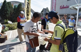 「田邉さんを守る会」が豊橋駅で宣伝活動