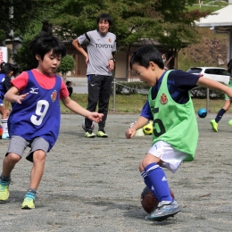 東栄で名古屋グランパスサッカー教室