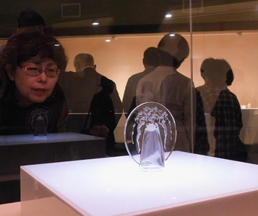 宝飾デザイン・ガラス工芸の巨匠ルネ・ラリックの魅力を紹介する企画展=豊橋市美術博物館で