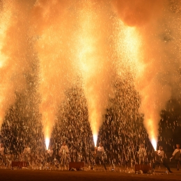 豊橋で「炎の祭典」