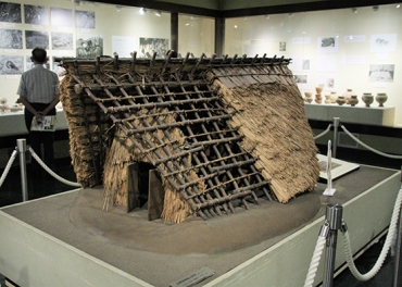 瓜郷遺跡の模型