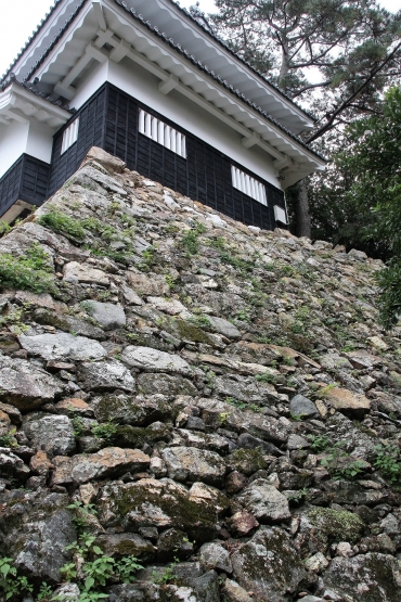吉田城の石垣
