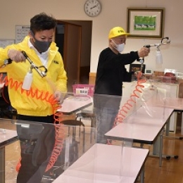 「除菌隊」が豊川保育園で清掃ボランティア