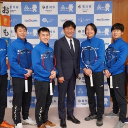 オーエスジーの硬式テニス部がテニス日本リーグ初勝利